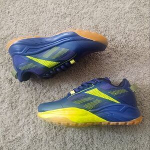 Reebok Boys Navy Blue Runners Boys/Toddlers Youth BRAND NEW WITHOUT BOX